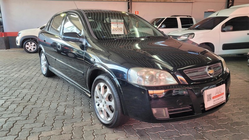 ASTRA 2.0 MPFI ADVANTAGE 8V FLEX 4P MANUAL - 2010 - GARIBALDI