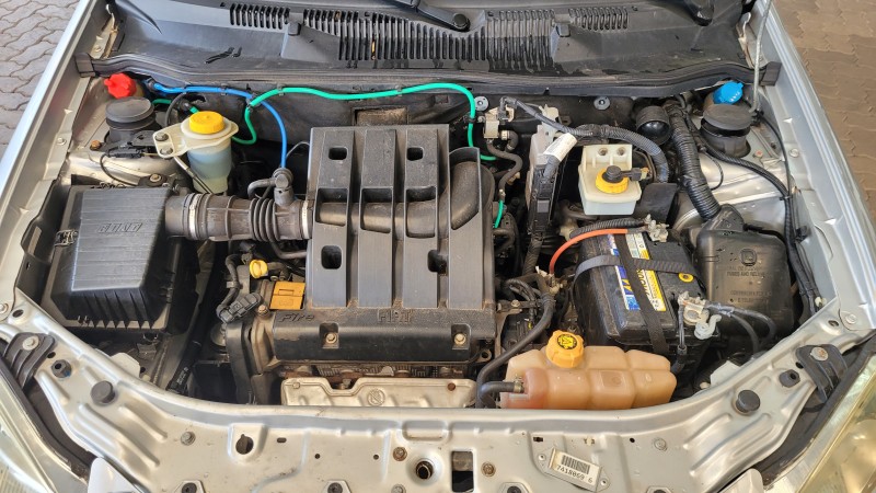 SIENA 1.0 MPI EL 8V FLEX 4P MANUAL - 2014 - GARIBALDI