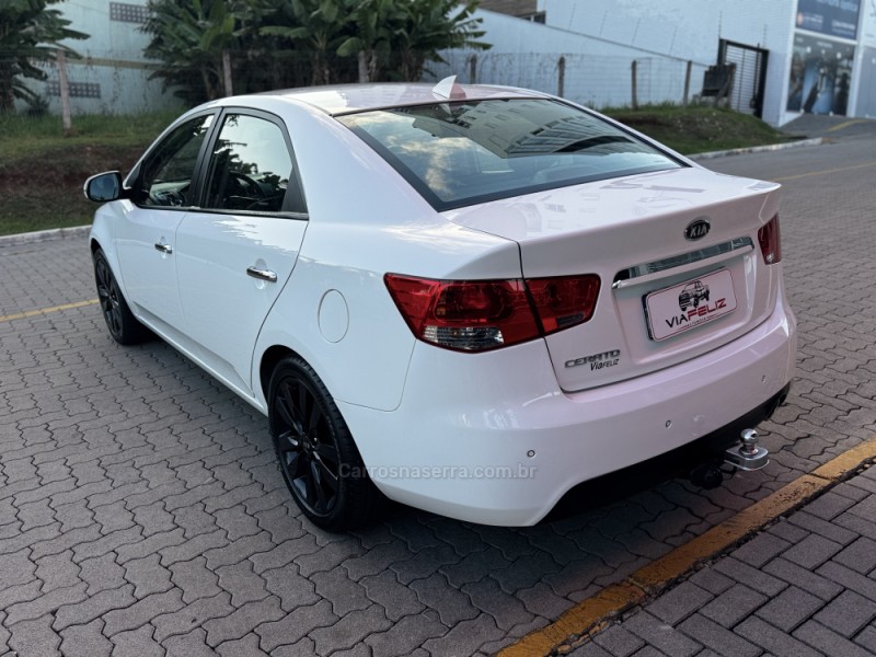 CERATO 1.6 SX3 16V GASOLINA 4P AUTOMÁTICO - 2013 - FELIZ