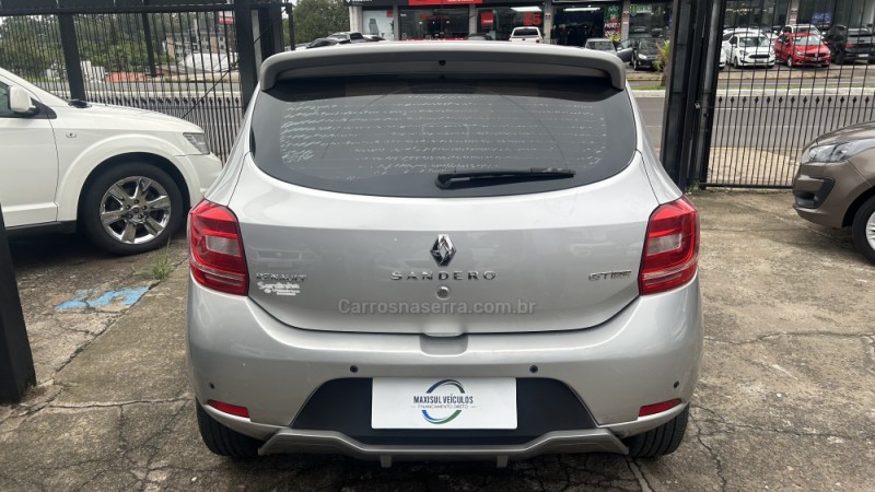 SANDERO 1.0 12V GT LINE LIMITED FLEX 4P MANUAL - 2020 - GRAVATAí