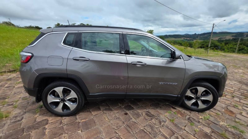 COMPASS 2.0 16V FLEX LONGITUDE AUTOMÁTICO - 2018 - NOVA BASSANO