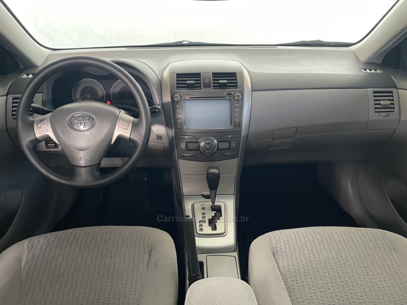 COROLLA 2.0 GLI 16V FLEX 4P AUTOMÁTICO - 2011 - PAROBé