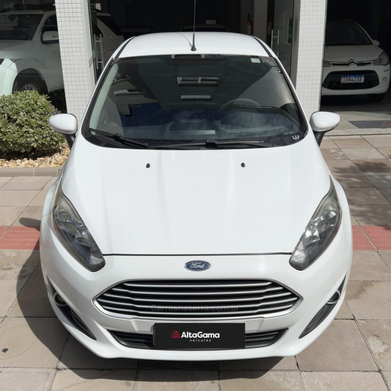 FIESTA 1.5 SE HATCH 16V FLEX 4P MANUAL - 2016 - FLORES DA CUNHA
