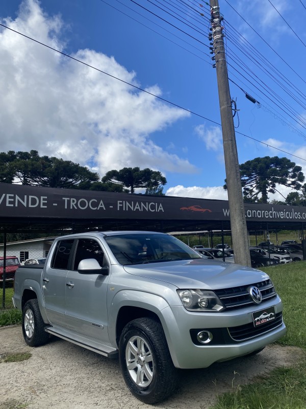 AMAROK 2.0 TRENDLINE 4X4 CD 16V TURBO INTERCOOLER DIESEL 4P MANUAL - 2014 - CAXIAS DO SUL