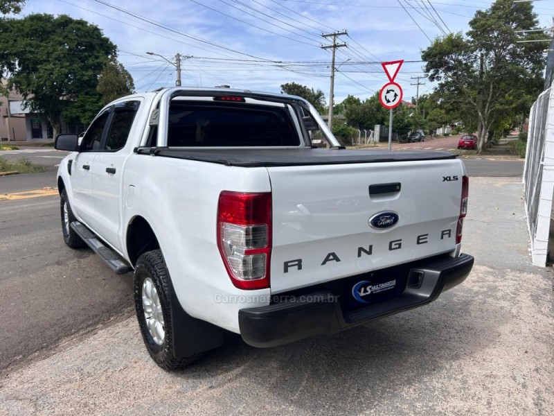 RANGER 2.5 XLS 4X2 CD 16V FLEX 4P MANUAL - 2015 - VENâNCIO AIRES