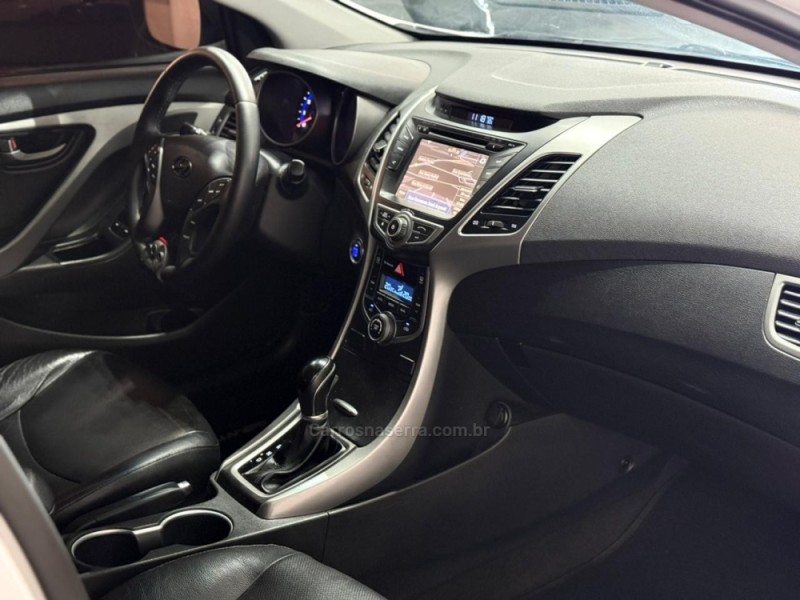ELANTRA 2.0 16V FLEX 4P AUTOMÁTICO - 2015 - ESTâNCIA VELHA