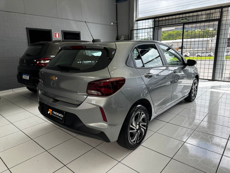 ONIX 1.0 LT 12V FLEX 4P MANUAL - 2024 - CAXIAS DO SUL