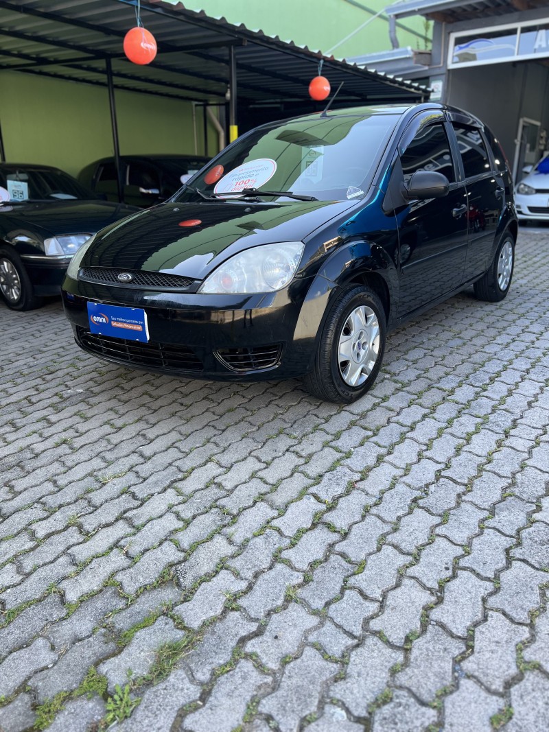 FIESTA 1.0 MPI PERSONNALITÉ 8V GASOLINA 4P MANUAL - 2006 - CAXIAS DO SUL