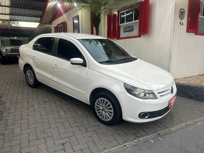 voyage 1.6 mi 8v flex 4p manual 2010 tres coroas