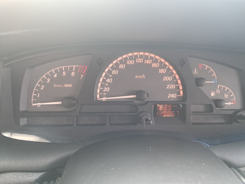 VECTRA 2.0 MPFI EXPRESSION 8V 140CV FLEX 4P MANUAL - 2005 - FLORES DA CUNHA