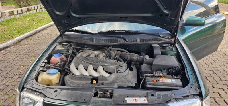 A3 1.6 8V GASOLINA 2P MANUAL - 1998 - IVOTI