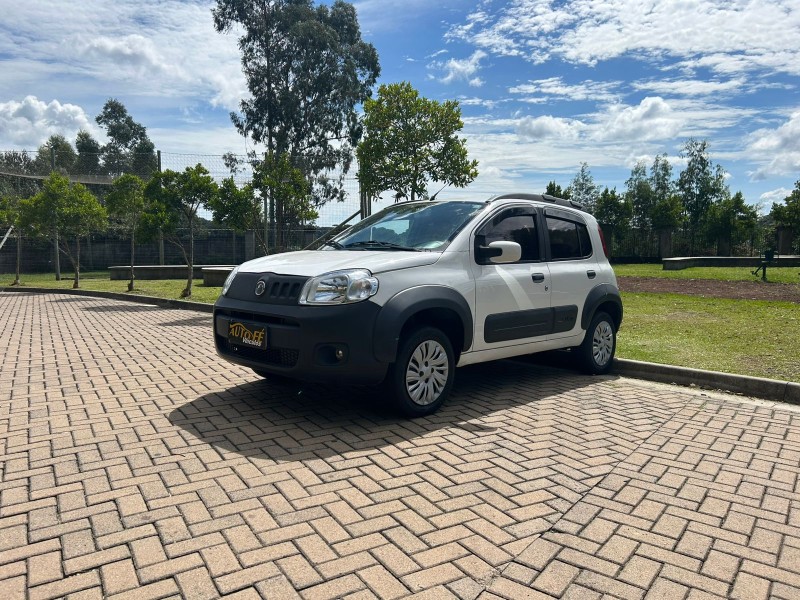 UNO 1.4 WAY 8V FLEX 4P MANUAL - 2012 - CANELA