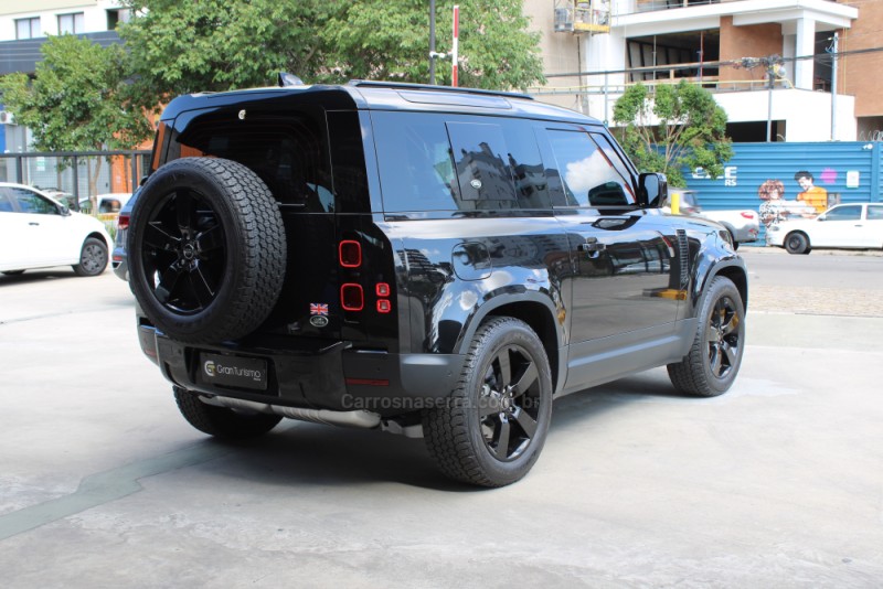 DEFENDER 3.0 D300 TURBO DIESEL MHEV 90 HSE AWD 4P AUTOMÁTICO - 2023 - CAXIAS DO SUL