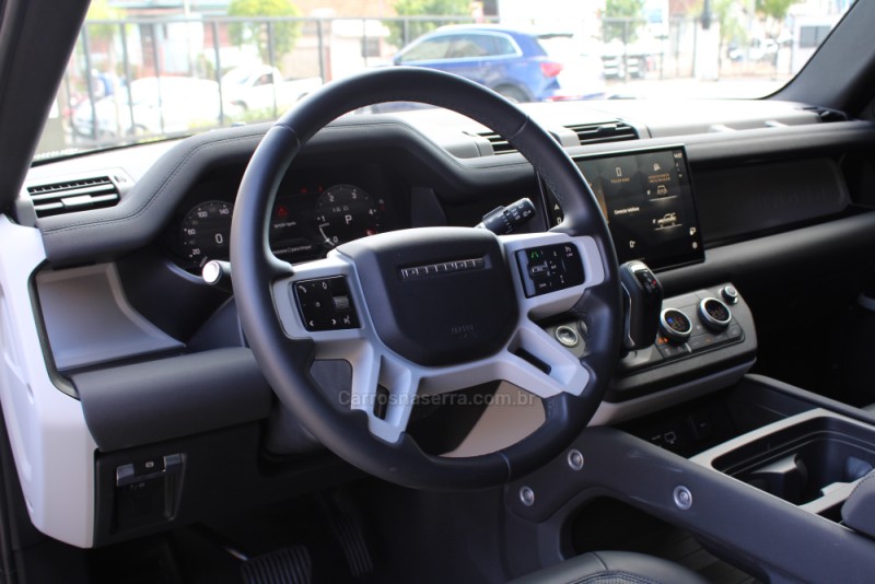 DEFENDER 3.0 D300 TURBO DIESEL MHEV 90 HSE AWD 4P AUTOMÁTICO - 2023 - CAXIAS DO SUL