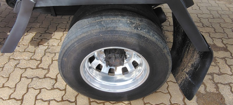 912  - 1994 - PORTãO