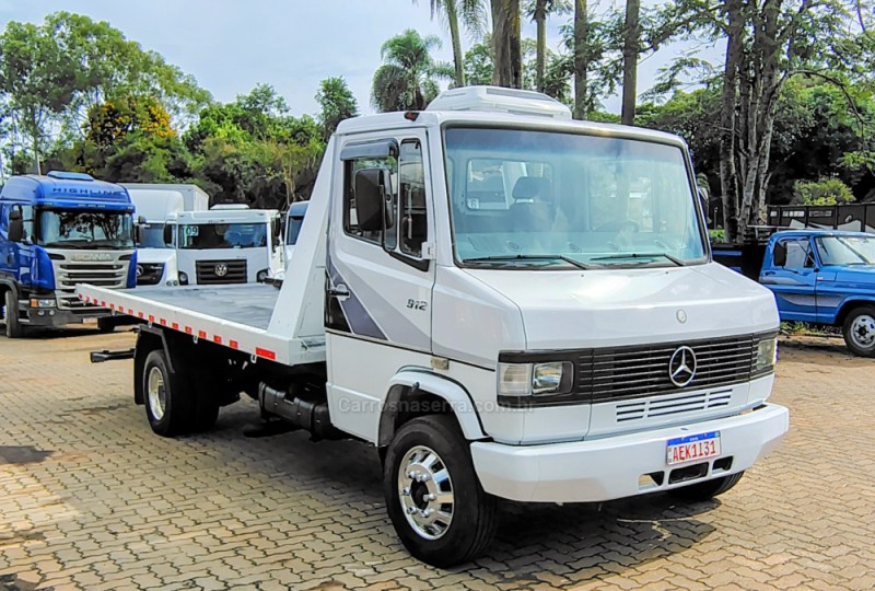 912  - 1994 - PORTãO