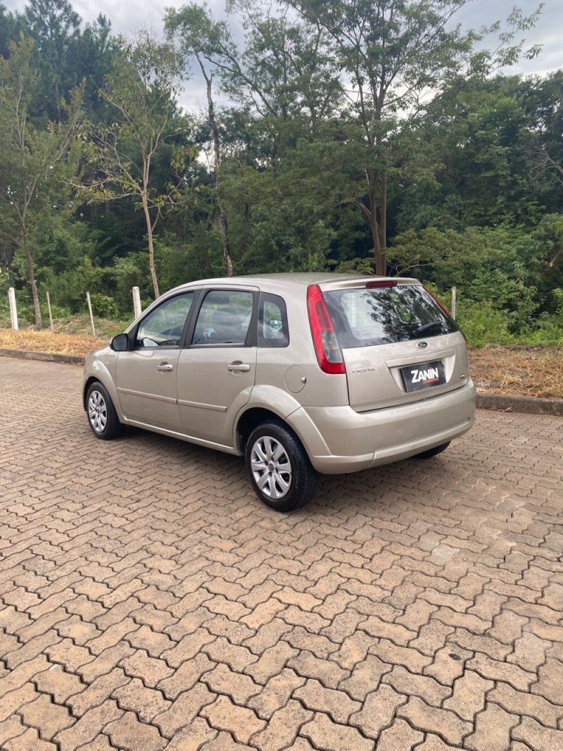 FIESTA 1.0 SE 8V FLEX 4P MANUAL - 2014 - SANANDUVA