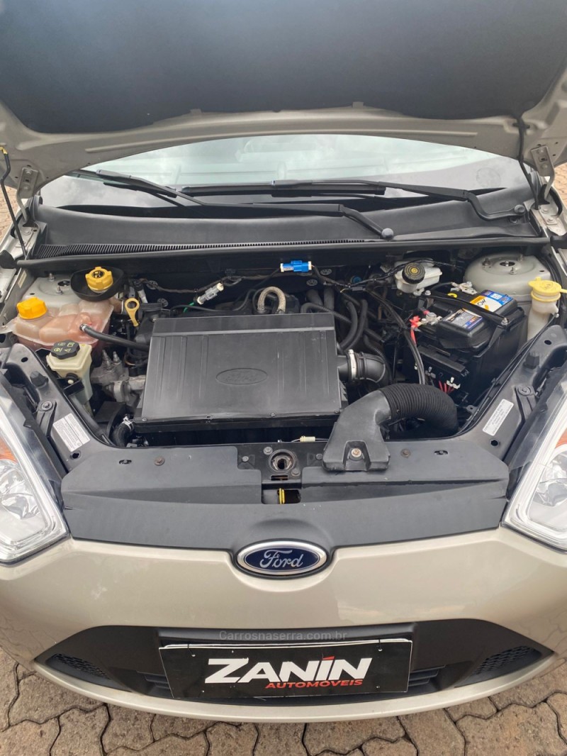 FIESTA 1.0 SE 8V FLEX 4P MANUAL - 2014 - SANANDUVA