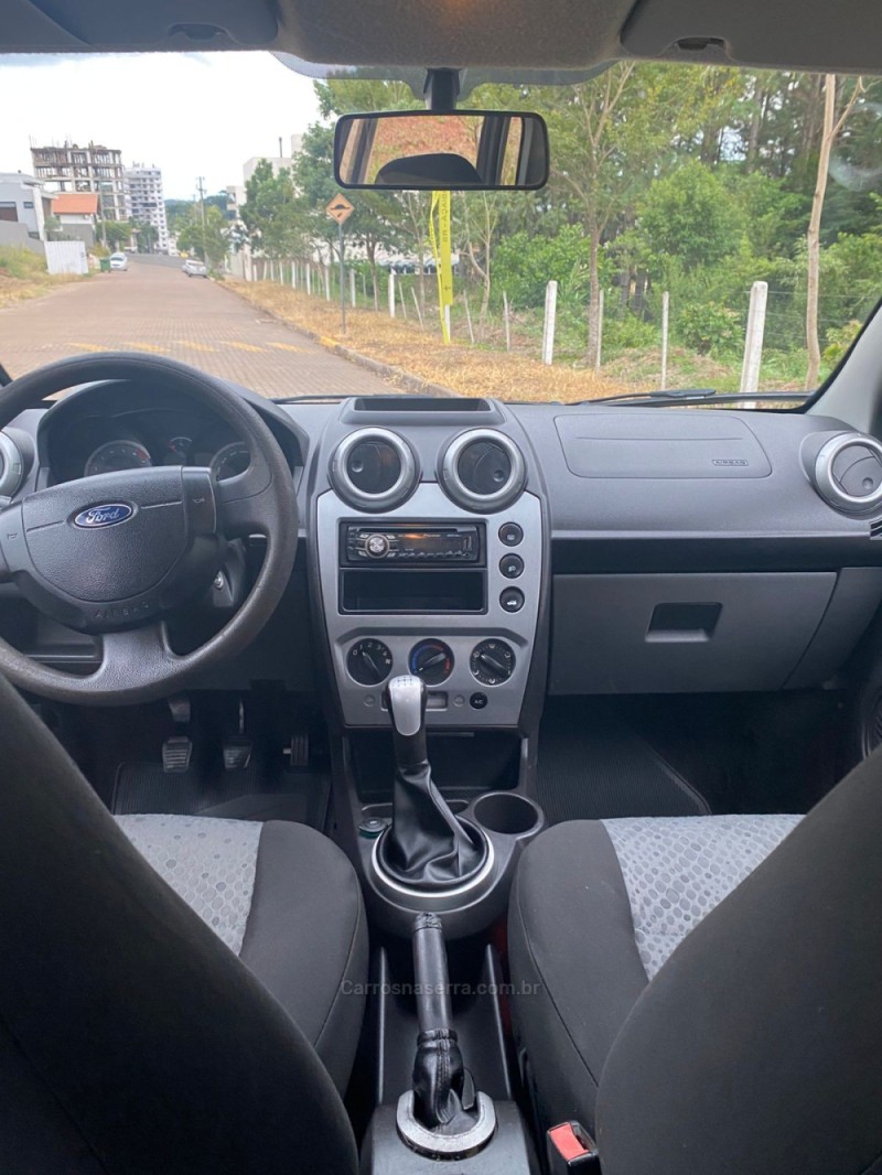 FIESTA 1.0 SE 8V FLEX 4P MANUAL - 2014 - SANANDUVA