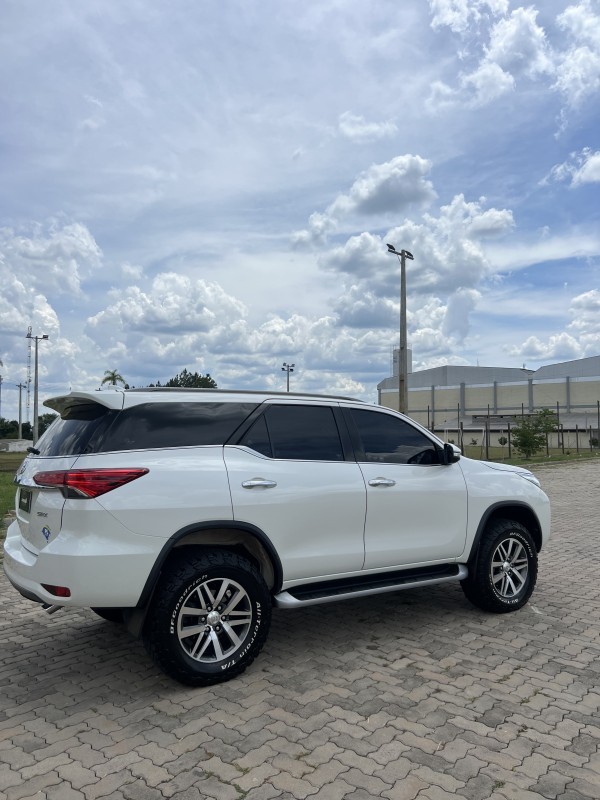 HILUX SW4 2.8 SRX 4X4 16V TURBO INTERCOOLER DIESEL 4P AUTOMÁTICO - 2017 - ANTôNIO PRADO