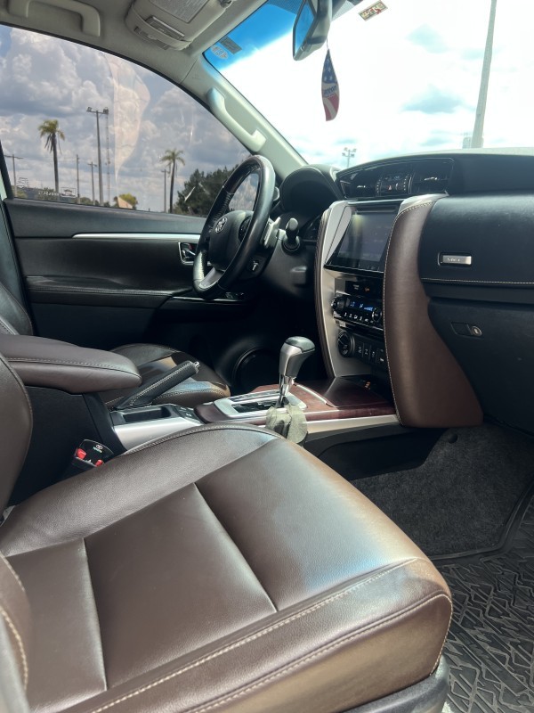 HILUX SW4 2.8 SRX 4X4 16V TURBO INTERCOOLER DIESEL 4P AUTOMÁTICO - 2017 - ANTôNIO PRADO