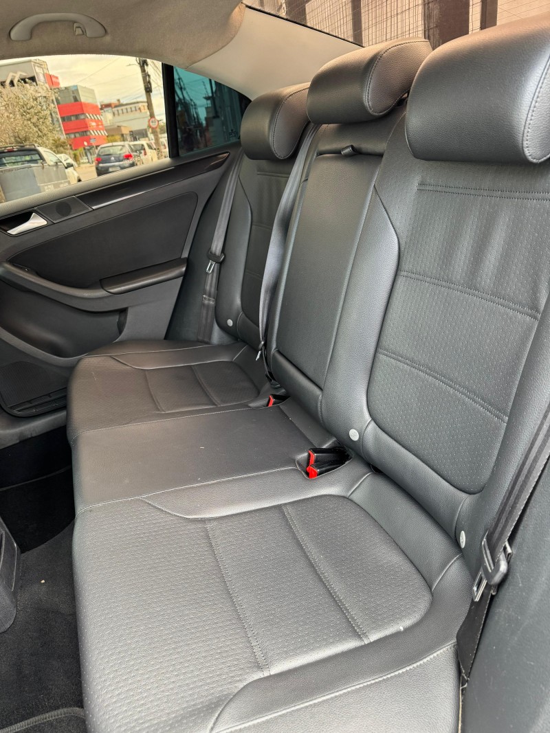 JETTA 2.0 COMFORTLINE FLEX 4P TIPTRONIC - 2014 - CAXIAS DO SUL