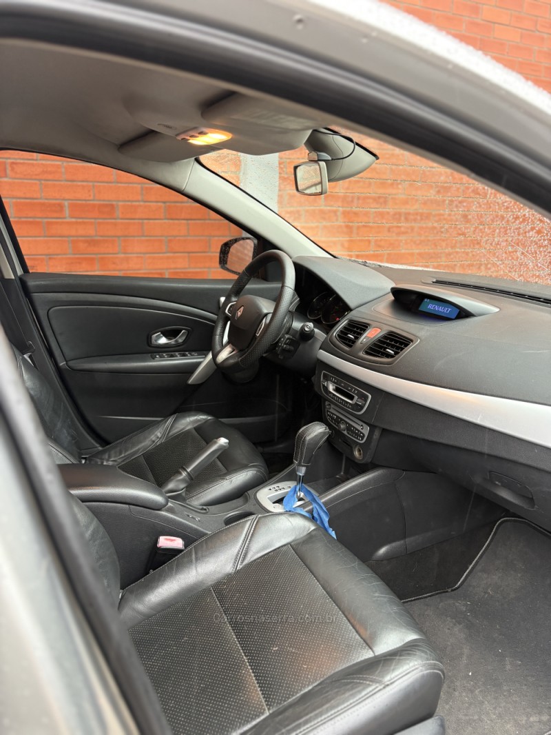 FLUENCE 2.0 DYNAMIQUE 16V FLEX 4P AUTOMÁTICO - 2012 - CAXIAS DO SUL