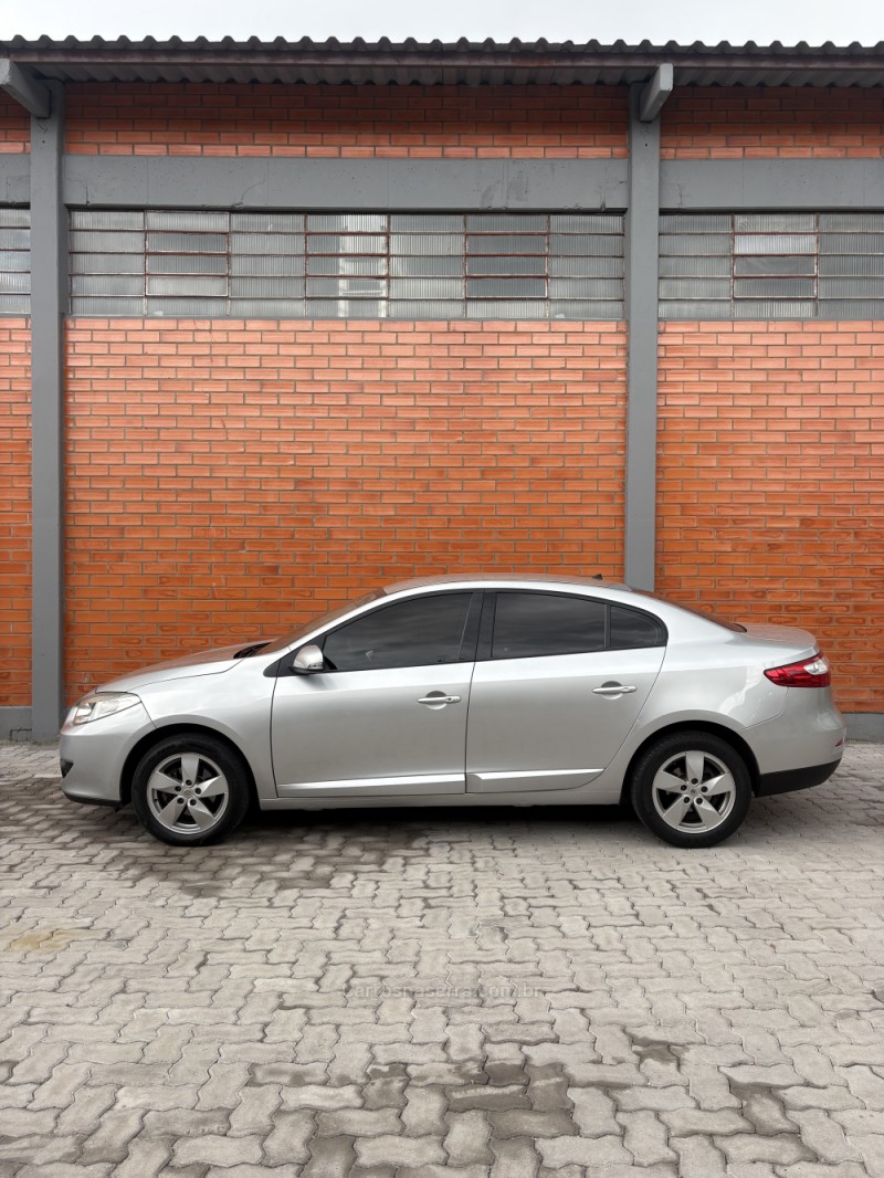 FLUENCE 2.0 DYNAMIQUE 16V FLEX 4P AUTOMÁTICO - 2012 - CAXIAS DO SUL