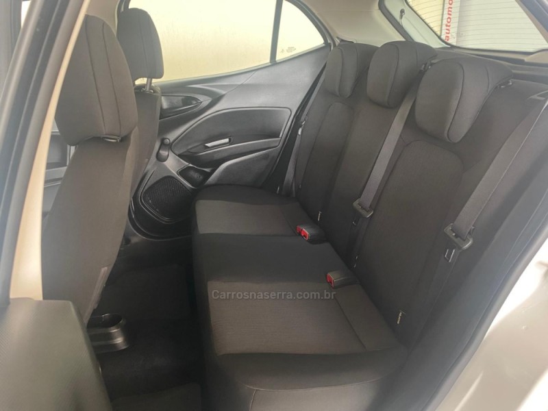 ARGO 1.0 DRIVE 6V FLEX 4P MANUAL - 2023 - LAJEADO