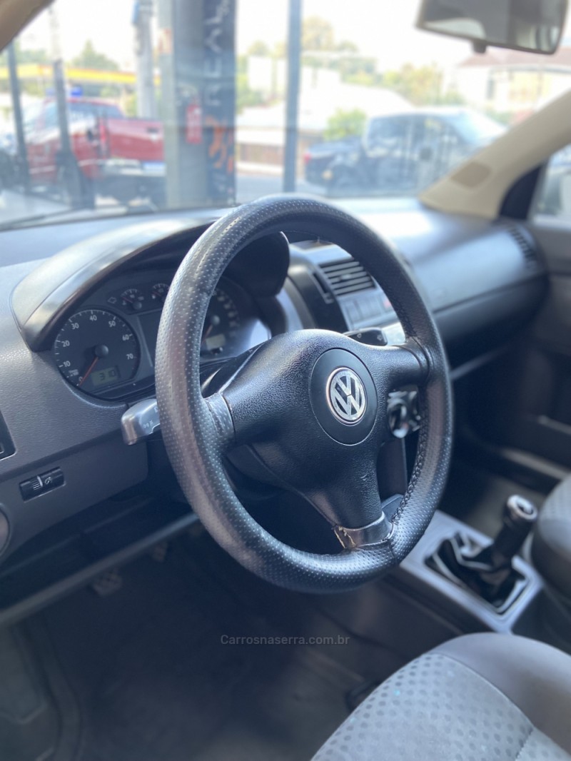 POLO 1.6 MI 8V TOTAL FLEX 4P MANUAL - 2005 - SANTA CRUZ DO SUL