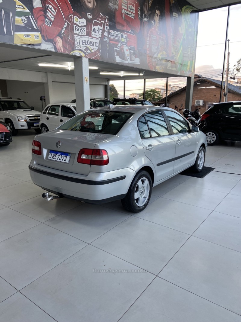 POLO 1.6 MI 8V TOTAL FLEX 4P MANUAL - 2005 - SANTA CRUZ DO SUL