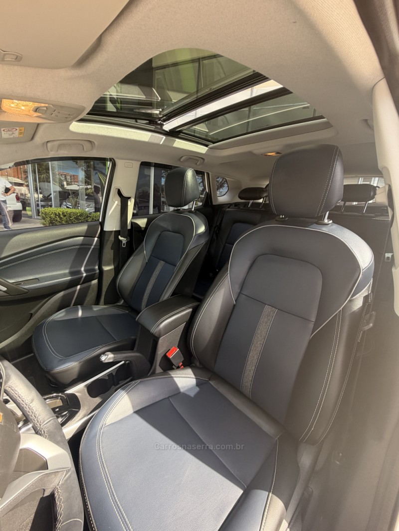 TRACKER 1.2 12V PREMIER TURBO FLEX 4P AUTOMÁTICO - 2025 - FARROUPILHA