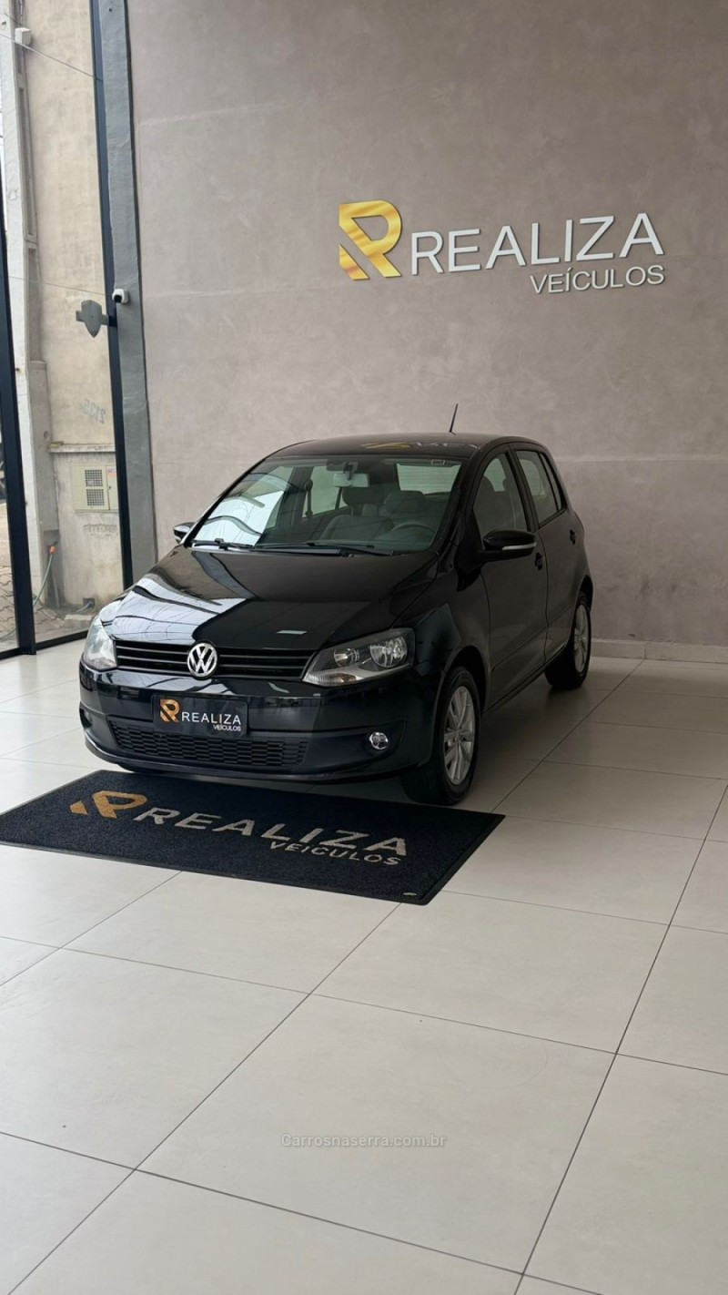 FOX 1.0 MI 8V FLEX 4P MANUAL - 2014 - SANTA CRUZ DO SUL