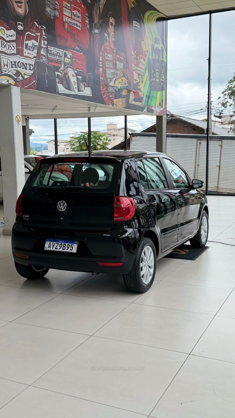 FOX 1.0 MI 8V FLEX 4P MANUAL - 2014 - SANTA CRUZ DO SUL