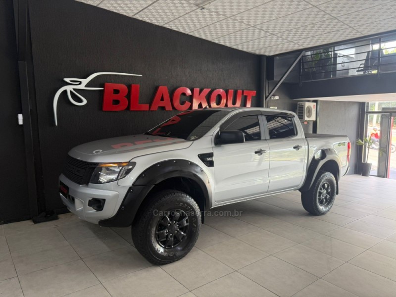 RANGER 3.2 XLS 4X4 CD 20V DIESEL 4P MANUAL - 2015 - CAMPO BOM