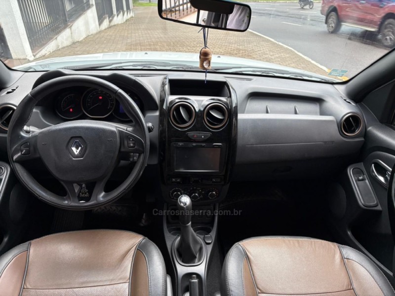 DUSTER 1.6 DAKAR 4X2 16V FLEX 4P MANUAL - 2016 - CAXIAS DO SUL