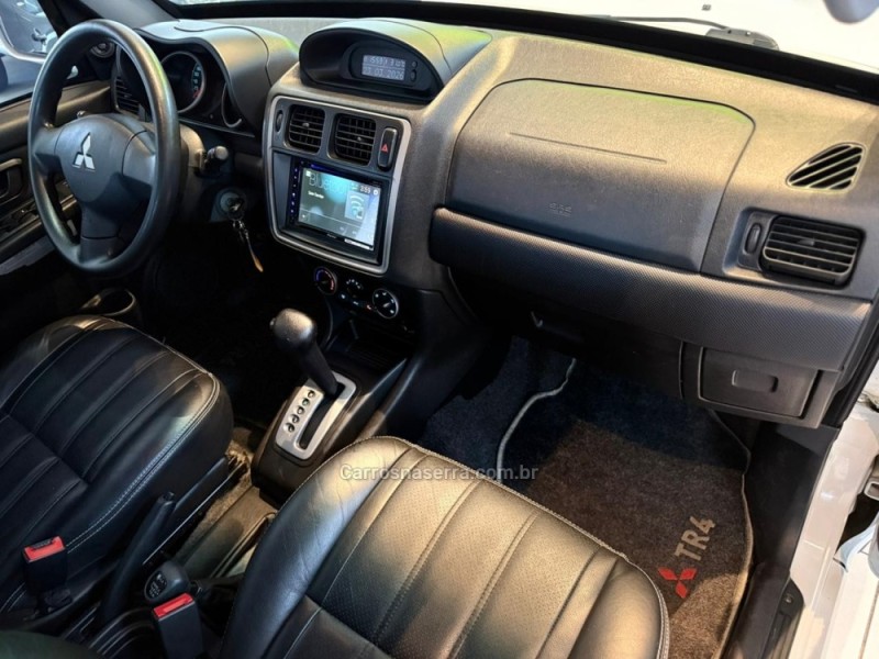 PAJERO TR4 2.0 4X4 16V 140CV FLEX 4P AUTOMÁTICO - 2014 - SãO LEOPOLDO