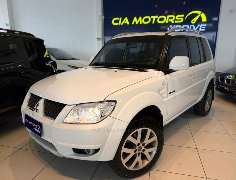 pajero tr4 2.0 4x4 16v 140cv flex 4p automatico 2014 sao leopoldo