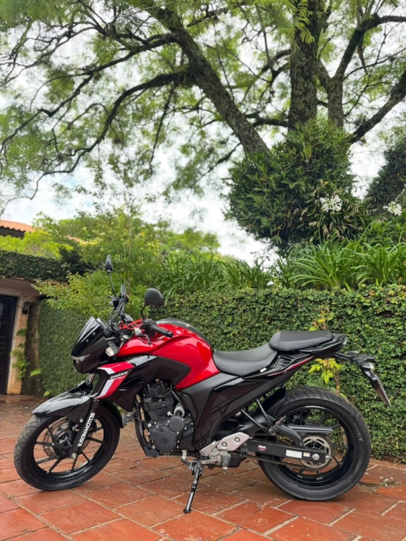 FAZER FZ25 - 2024 - LAJEADO