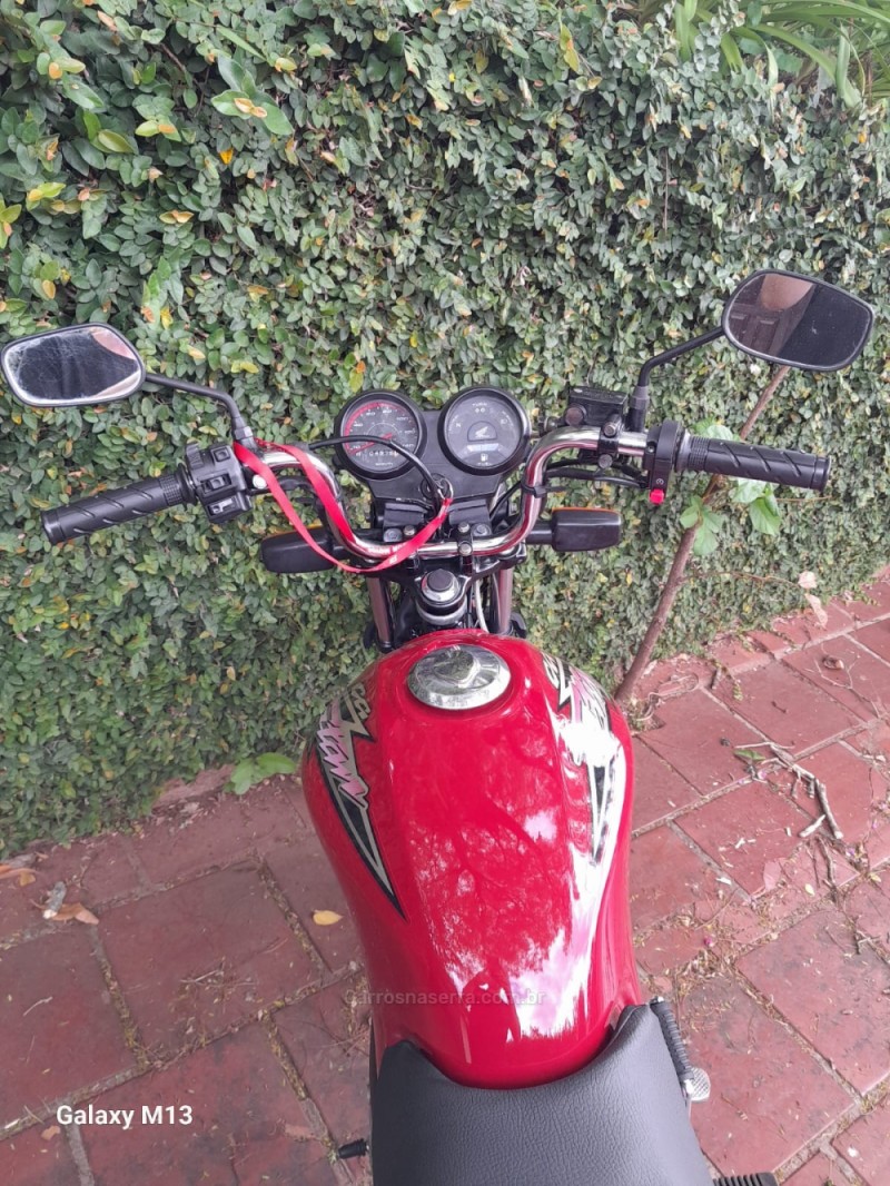 CG 125 TITAN ES - 2003 - LAJEADO