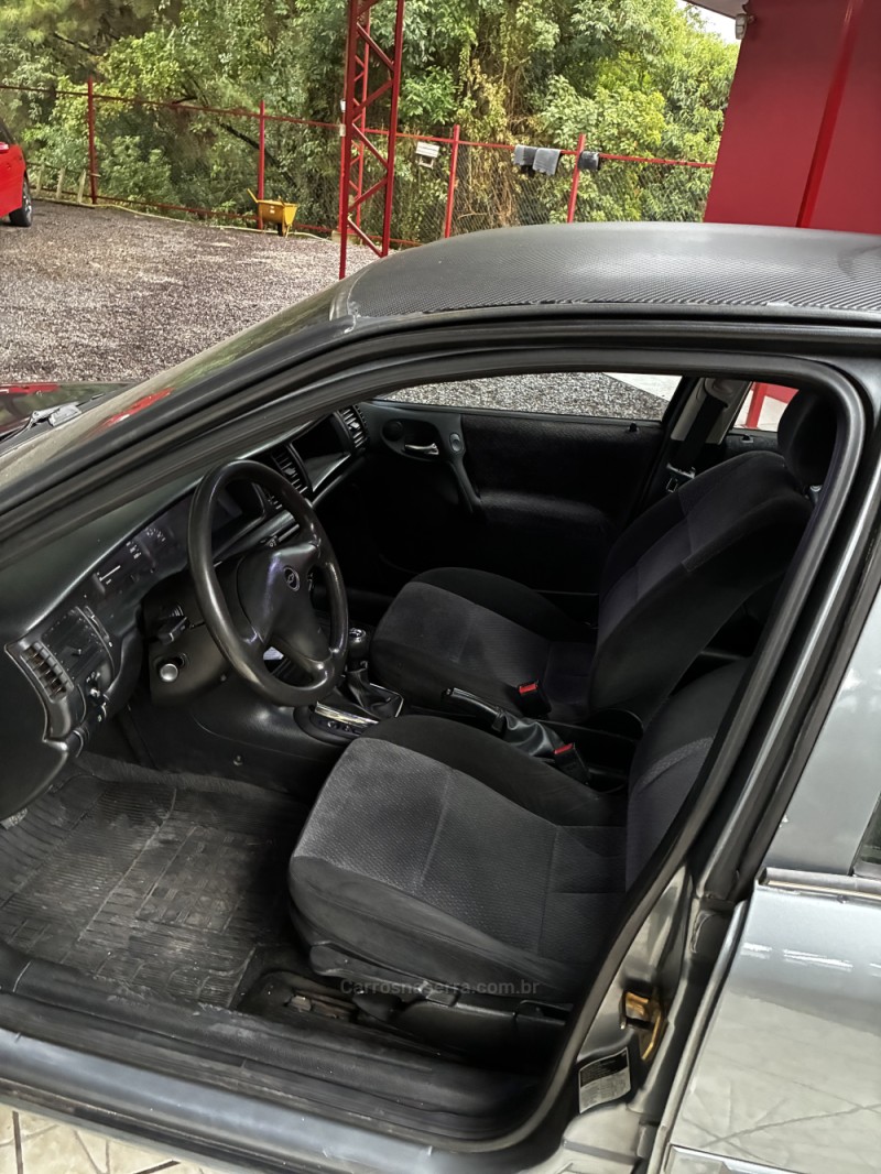 VECTRA 2.2 MPFI GL 8V GASOLINA 4P MANUAL - 2000 - CAXIAS DO SUL