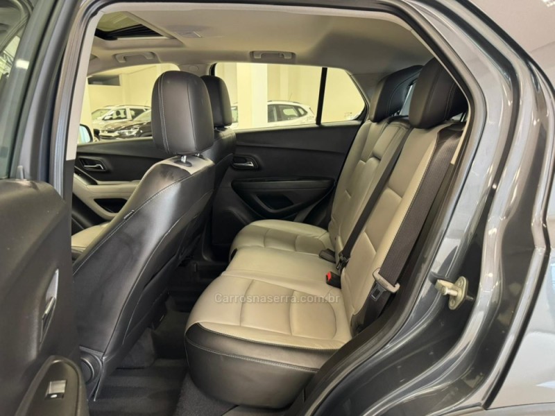 TRACKER 1.8 MPFI LTZ 4X2 16V FLEX 4P AUTOMÁTICO - 2015 - VERANóPOLIS