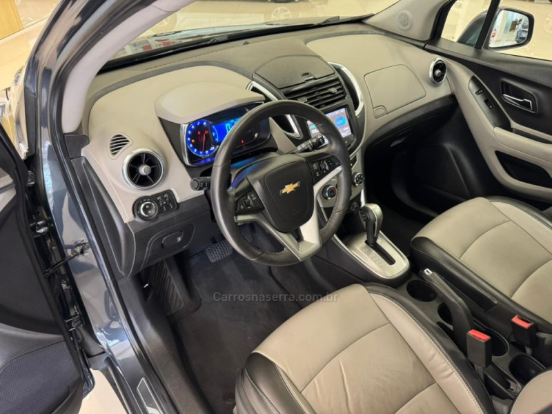 TRACKER 1.8 MPFI LTZ 4X2 16V FLEX 4P AUTOMÁTICO - 2015 - VERANóPOLIS