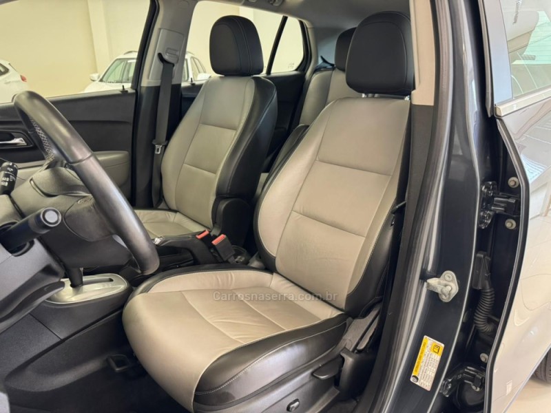 TRACKER 1.8 MPFI LTZ 4X2 16V FLEX 4P AUTOMÁTICO - 2015 - VERANóPOLIS