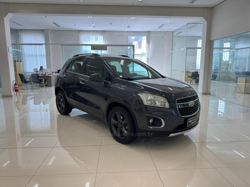 TRACKER 1.8 MPFI LTZ 4X2 16V FLEX 4P AUTOMÁTICO - 2015 - VERANóPOLIS