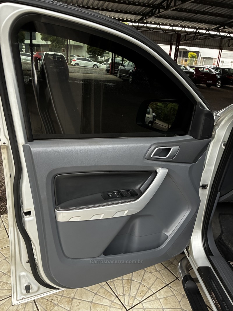 RANGER 3.2 XLT 4X4 CD 20V DIESEL 4P AUTOMÁTICO - 2014 - CAXIAS DO SUL