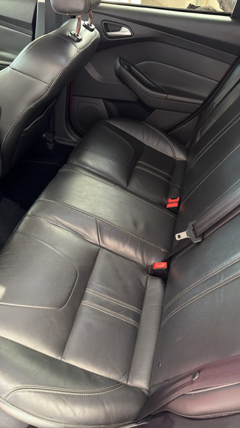 FOCUS 1.6 SE 16V FLEX 4P MANUAL - 2014 - CAXIAS DO SUL