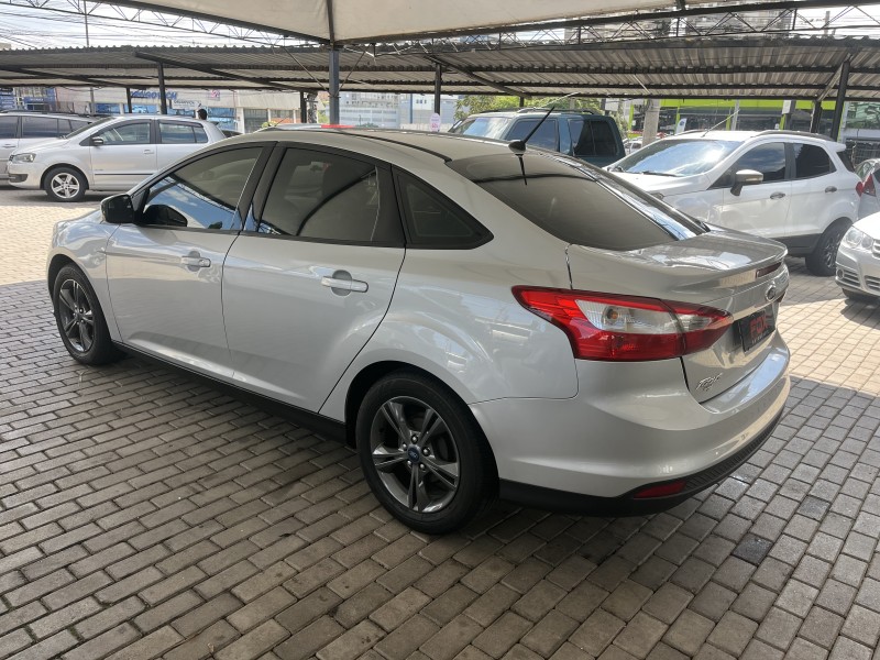 FOCUS 2.0 16V FLEX 4P AUTOMÁTICO - 2014 - CAXIAS DO SUL