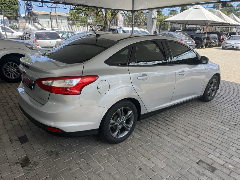 FOCUS 2.0 16V FLEX 4P AUTOMÁTICO - 2014 - CAXIAS DO SUL