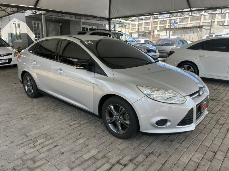 FOCUS 2.0 16V FLEX 4P AUTOMÁTICO - 2014 - CAXIAS DO SUL